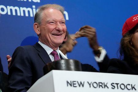 tagreuters.com2025binary_LYNXMPELB10VQ-VIEWIMAGE