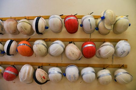 tagreuters.com2024binary_LYNXMPEKBA0GF-VIEWIMAGE