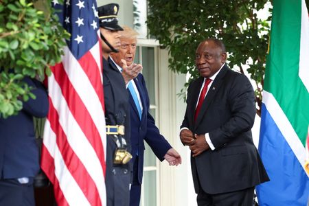 tagreuters.com2025binary_LYNXMPEL4K0UX-VIEWIMAGE