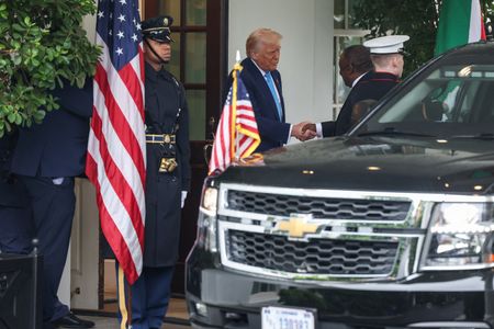 tagreuters.com2025binary_LYNXMPEL4K0UY-VIEWIMAGE