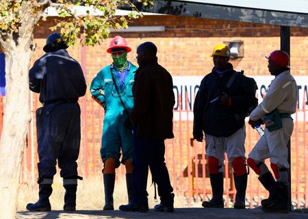 tagreuters.com2025binary_LYNXMPEL4M0LN-VIEWIMAGE