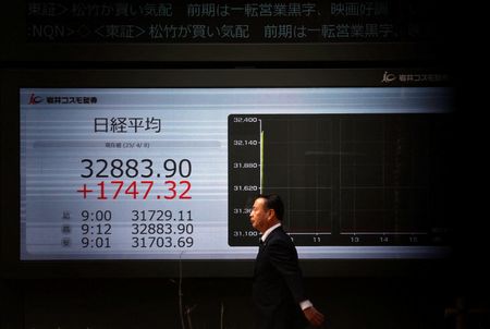 tagreuters.com2025binary_LYNXNPEL37032-VIEWIMAGE