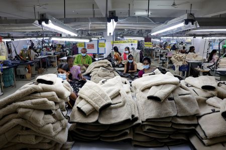 tagreuters.com2025binary_LYNXNPEL8H08X-VIEWIMAGE