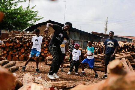 tagreuters.com2022binary_LYNXNPEI450F6-VIEWIMAGE