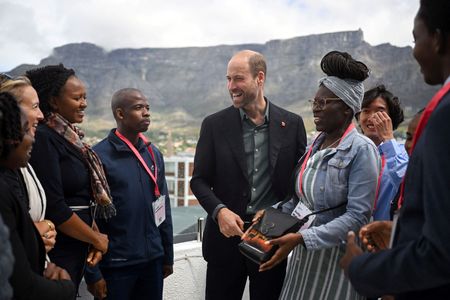 tagreuters.com2024binary_LYNXMPEKA30DX-VIEWIMAGE