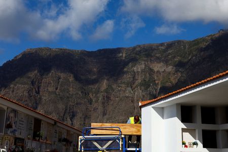 tagreuters.com2024binary_LYNXMPEKB603A-VIEWIMAGE