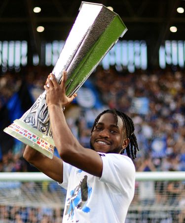 tagreuters.com2024binary_LYNXMPEKBF0U7-VIEWIMAGE