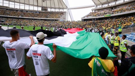 tagreuters.com2024binary_LYNXNPEK1N04Z-VIEWIMAGE