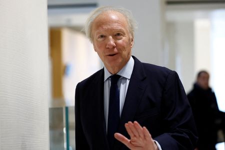 tagreuters.com2025binary_LYNXMPEL050FL-VIEWIMAGE