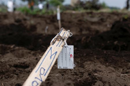 tagreuters.com2025binary_LYNXMPEL120PE-VIEWIMAGE