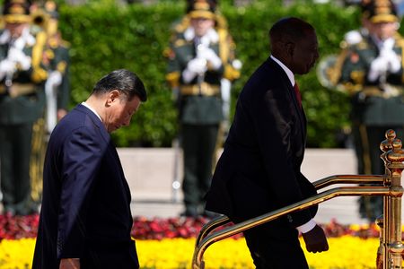 tagreuters.com2025binary_LYNXMPEL3N05W-VIEWIMAGE