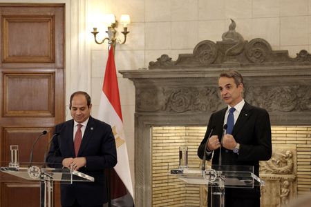 tagreuters.com2025binary_LYNXMPEL460R2-VIEWIMAGE