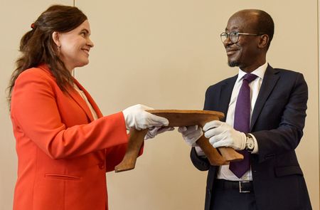 tagreuters.com2025binary_LYNXMPEL4C0X8-VIEWIMAGE