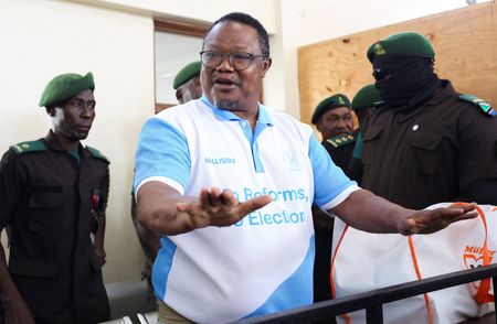 tagreuters.com2025binary_LYNXMPEL4I0G4-VIEWIMAGE