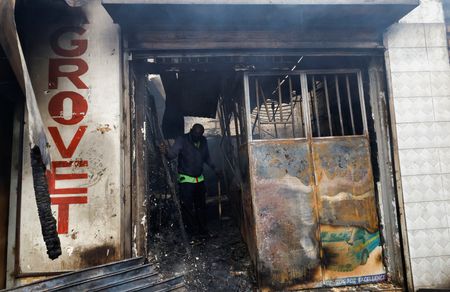 tagreuters.com2025binary_LYNXMPEL5P0IG-VIEWIMAGE