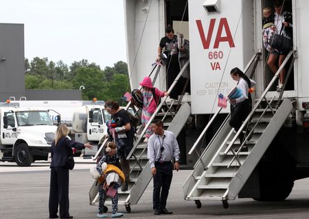 tagreuters.com2025binary_LYNXMPEL6O0TV-VIEWIMAGE