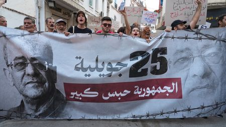 tagreuters.com2025binary_LYNXMPEL6O0YW-VIEWIMAGE