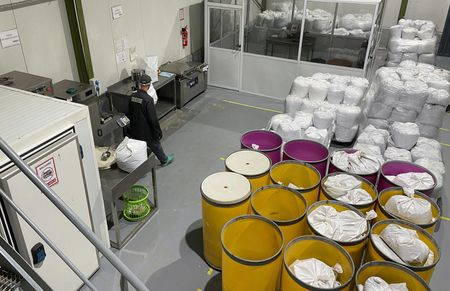 tagreuters.com2025binary_LYNXMPEL6S0GJ-VIEWIMAGE