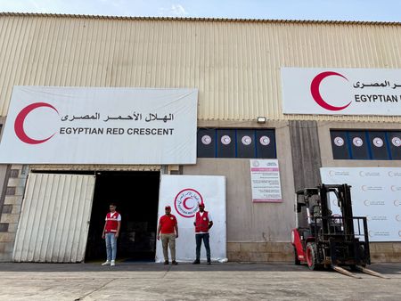 tagreuters.com2025binary_LYNXMPEL7C0SQ-VIEWIMAGE