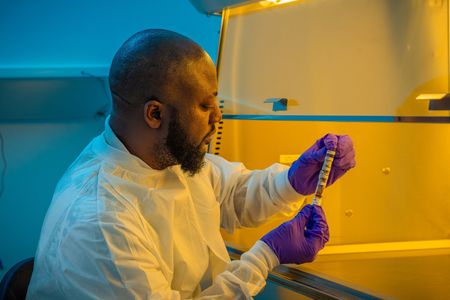 tagreuters.com2025binary_LYNXMPEL7R0IU-VIEWIMAGE