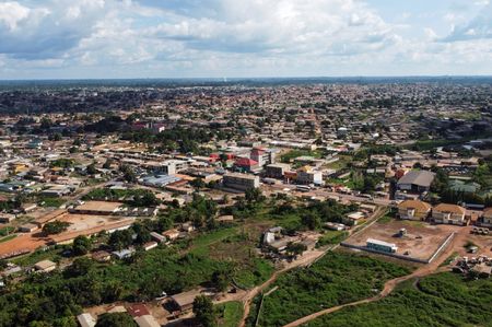 tagreuters.com2025binary_LYNXMPEL9K072-VIEWIMAGE