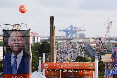 tagreuters.com2025binary_LYNXMPEL9M12S-VIEWIMAGE