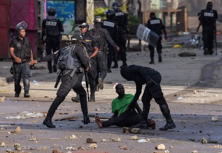 tagreuters.com2025binary_LYNXMPEL9P0C9-VIEWIMAGE