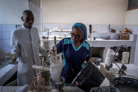 tagreuters.com2025binary_LYNXMPEL9R0C3-VIEWIMAGE