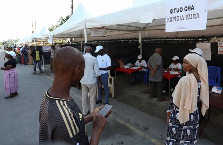 tagreuters.com2025binary_LYNXMPEL9T070-VIEWIMAGE