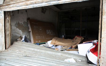 tagreuters.com2025binary_LYNXMPELA314Y-VIEWIMAGE