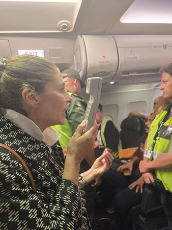 tagreuters.com2025binary_LYNXMPELAD0ZS-VIEWIMAGE