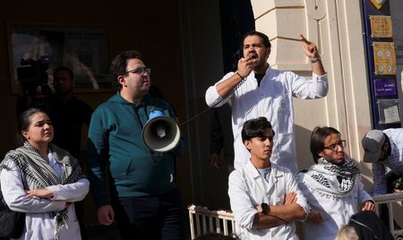 tagreuters.com2025binary_LYNXMPELAI0X1-VIEWIMAGE