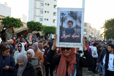 tagreuters.com2025binary_LYNXMPELBG120-VIEWIMAGE