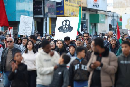 tagreuters.com2025binary_LYNXMPELBG123-VIEWIMAGE