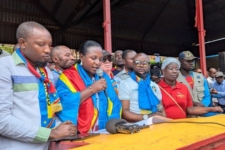 tagreuters.com2025binary_LYNXNPEL0Q0QZ-VIEWIMAGE