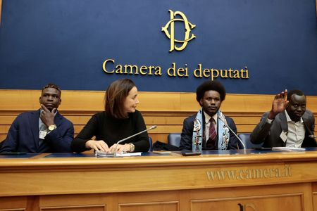 tagreuters.com2025binary_LYNXNPEL0S0KZ-VIEWIMAGE