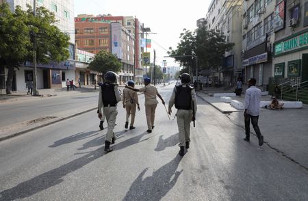 tagreuters.com2025binary_LYNXNPEL1Q0E0-VIEWIMAGE