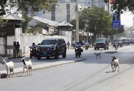 tagreuters.com2025binary_LYNXNPEL1Q0FB-VIEWIMAGE