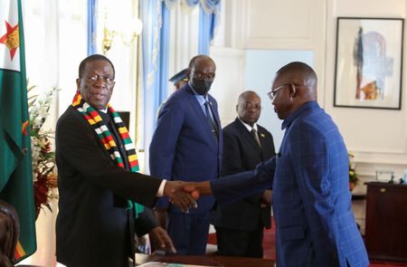 tagreuters.com2025binary_LYNXNPEL2Q0IB-VIEWIMAGE