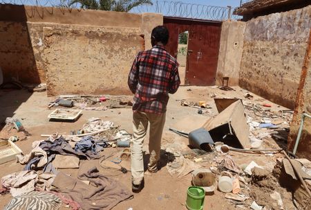 tagreuters.com2025binary_LYNXNPEL360P2-VIEWIMAGE