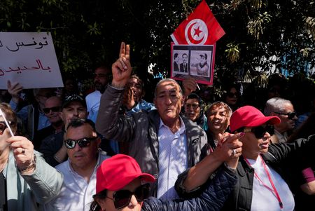 tagreuters.com2025binary_LYNXNPEL380S2-VIEWIMAGE