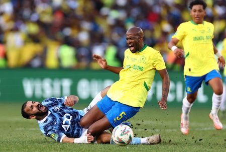 tagreuters.com2025binary_LYNXNPEL4N06C-VIEWIMAGE