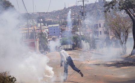 tagreuters.com2025binary_LYNXNPEL8S0KN-VIEWIMAGE