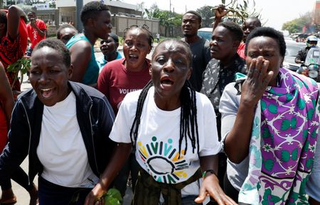 tagreuters.com2025binary_LYNXNPEL9E0FM-VIEWIMAGE