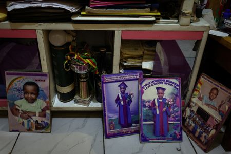 tagreuters.com2025binary_LYNXNPEL9F0A6-VIEWIMAGE