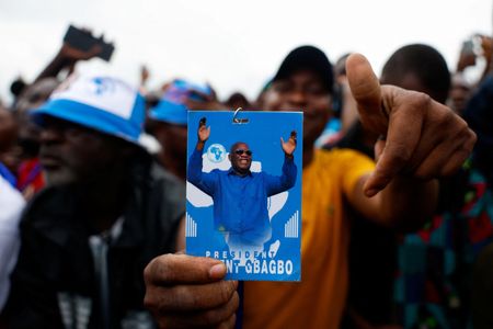 tagreuters.com2025binary_LYNXNPEL9F0DD-VIEWIMAGE