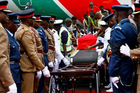 tagreuters.com2025binary_LYNXNPEL9F0FA-VIEWIMAGE