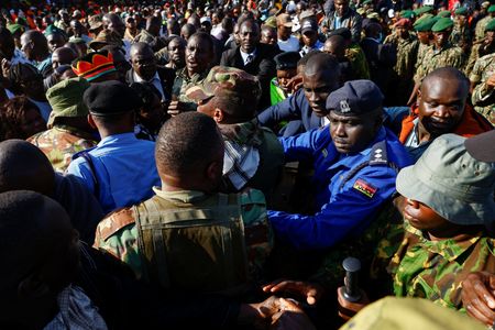 tagreuters.com2025binary_LYNXNPEL9I06W-VIEWIMAGE