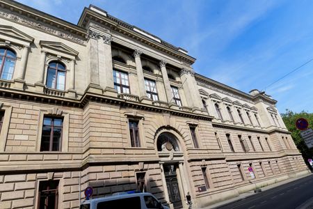 tagreuters.com2024binary_LYNXMPEKBH0LX-VIEWIMAGE