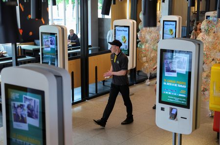 tagreuters.com2022binary_LYNXMPEI5B04N-VIEWIMAGE